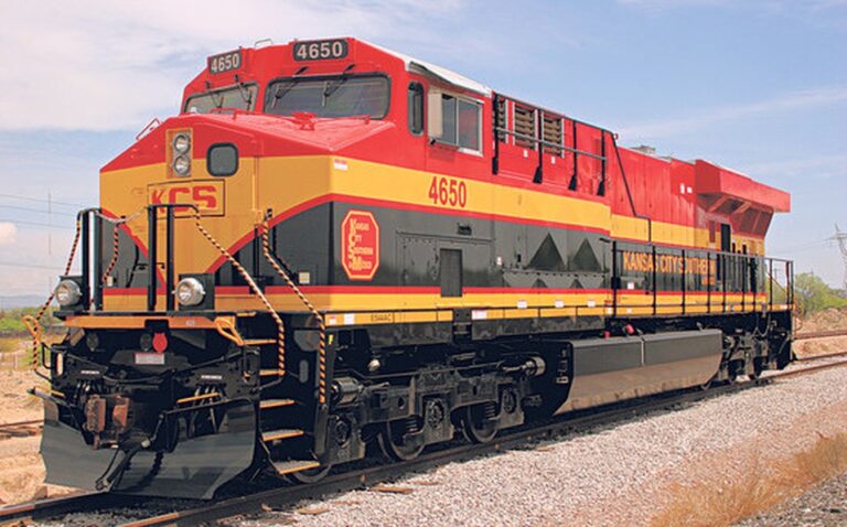 Por bloqueo, pierden industrias 5 mil mdp