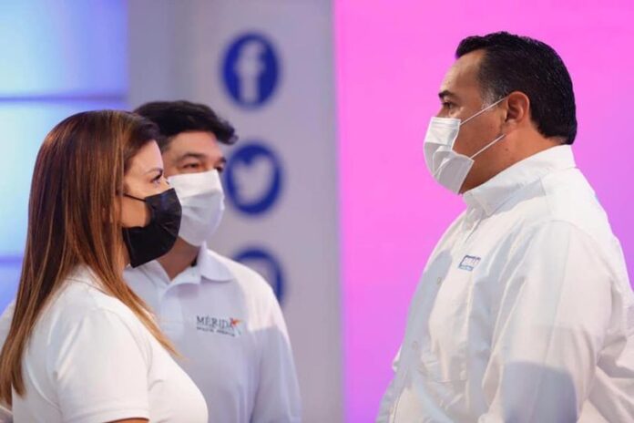 RENAN-BARRERA-MERIDA-BRAZOS-ABIERTO