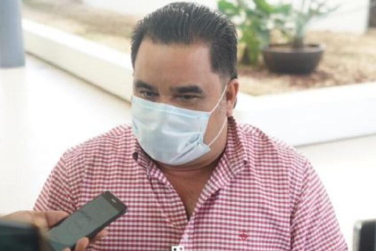 Hackean Whatsapp del alcalde en Motul