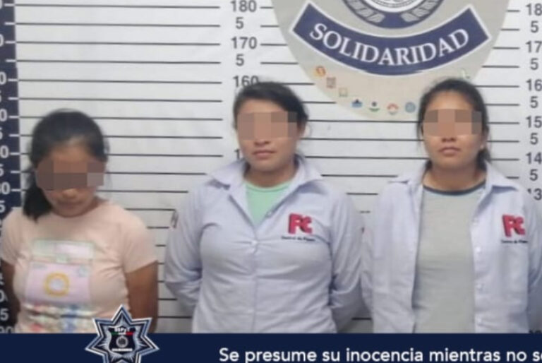 Aseguran a dos hombres que arrebataron radio de comunicación a policía de Playa del Carmen