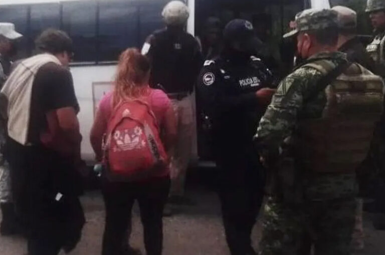 Aseguran 43 migrantes en municipios del sur de Veracruz