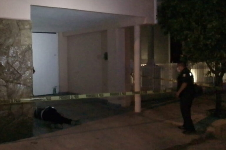 Hallan muerto a vigilante en el centro de Mérida