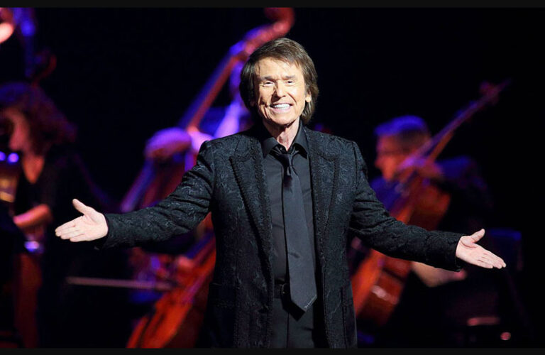 Cancelan concierto del cantante Raphael en Mérida