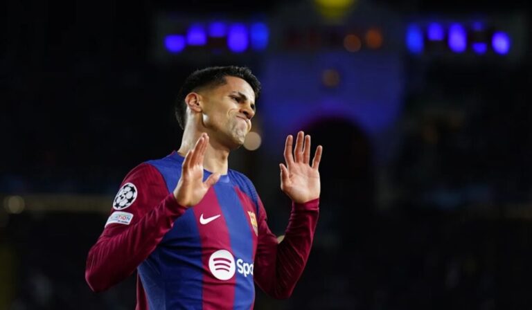 Barcelona y Al-Hilal dialogan por João Cancelo