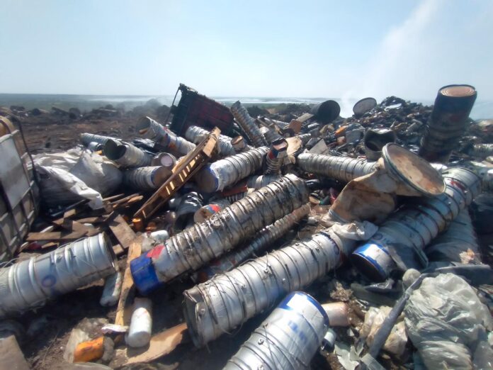 1ba90a3b-bcae-447b-8df2-28f8c088d074