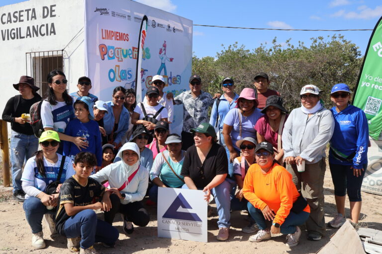 Más de 800 kilos de basura fueron retirados de playas de Chicxulub en jornada ambiental impulsada por CANACO Mérida