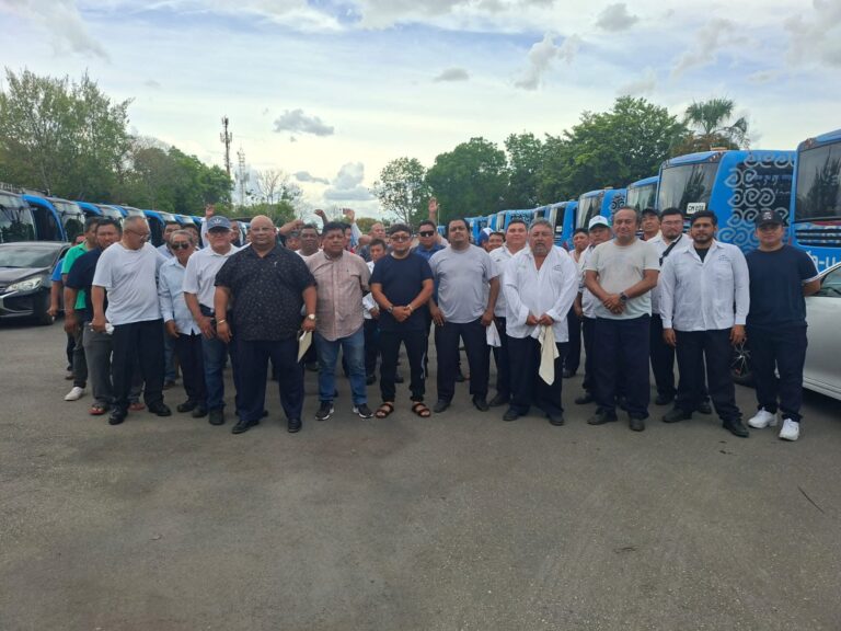 Choferes del Circuito Metropolitano buscan destrabar conflicto laboral y entregan demandas a la empresa