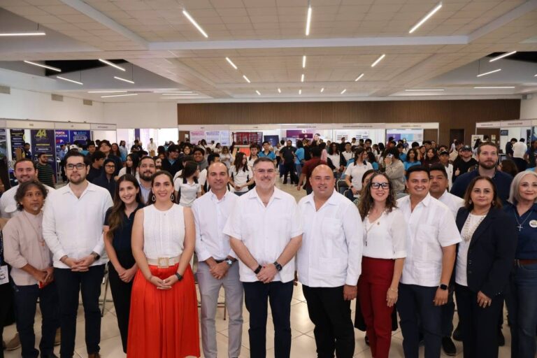 JÓVENES CONOCEN OPCIONES ACADÉMICAS EN LA PRIMERA EXPO UNIVERSIDADES CANACO 2026